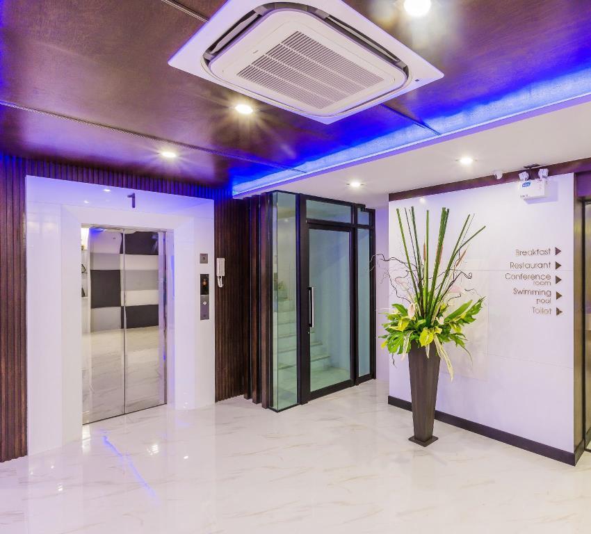 River Front Krabi Hotel Εξωτερικό φωτογραφία